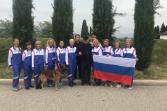 Президент РКФ В. С. Голубев и сборная России по танцам с собаками, октябрь 2019