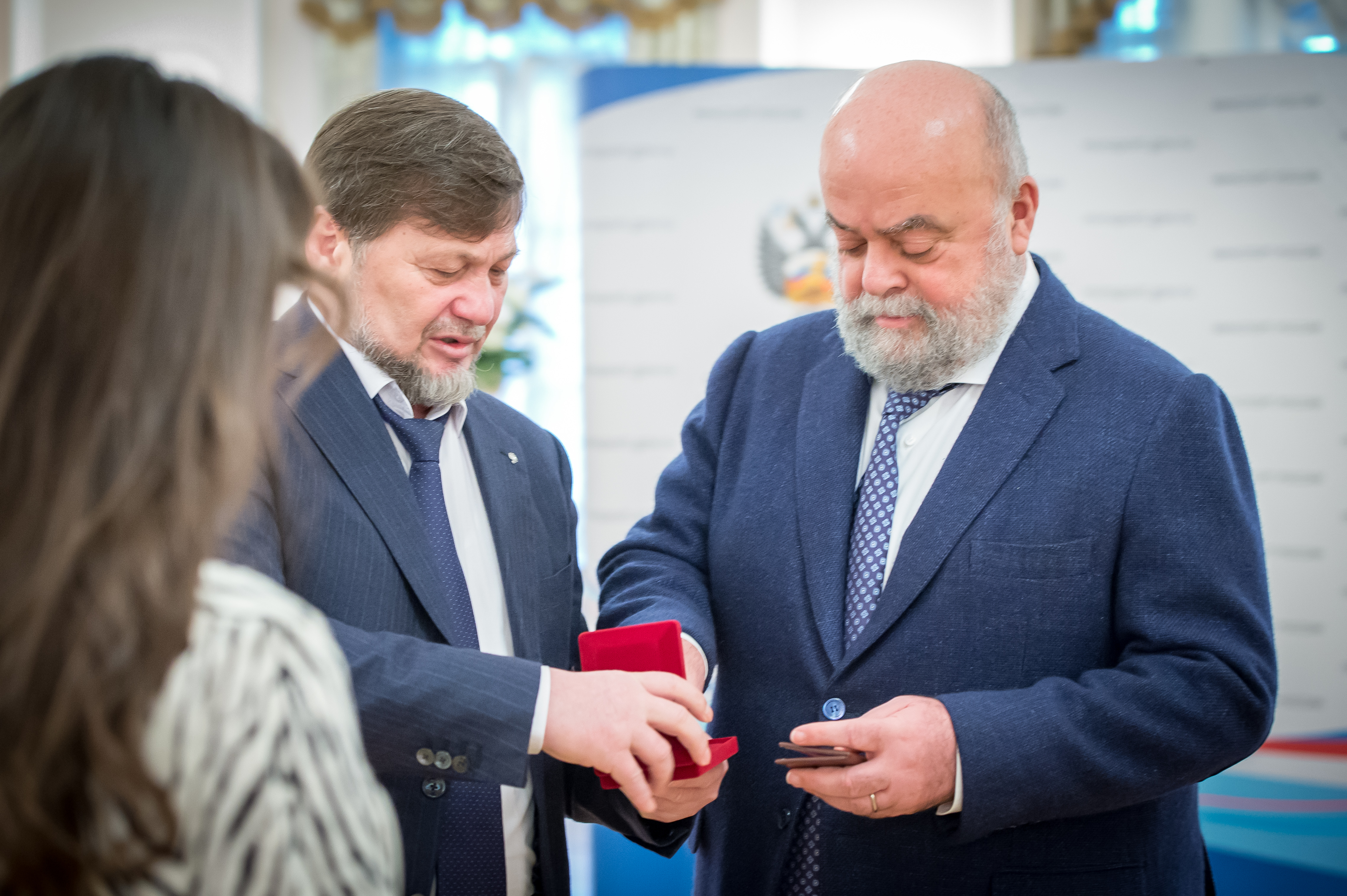 Президент Российской кинологической федерации Владимир Семёнович Голубев награждён медалью Николая Озерова