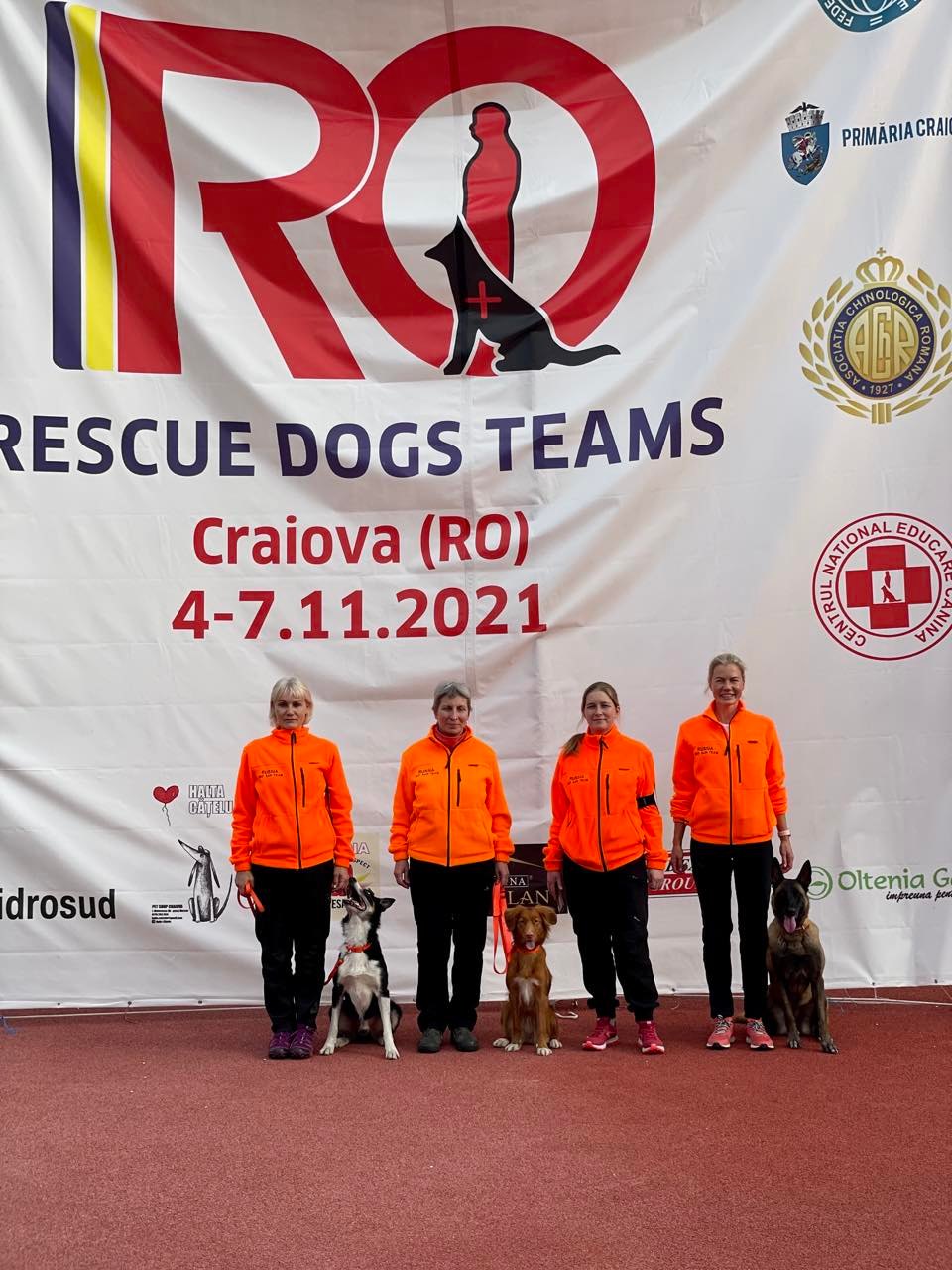 Российская команда завоевала золото на Чемпионате мира FCI среди собак-спасателей